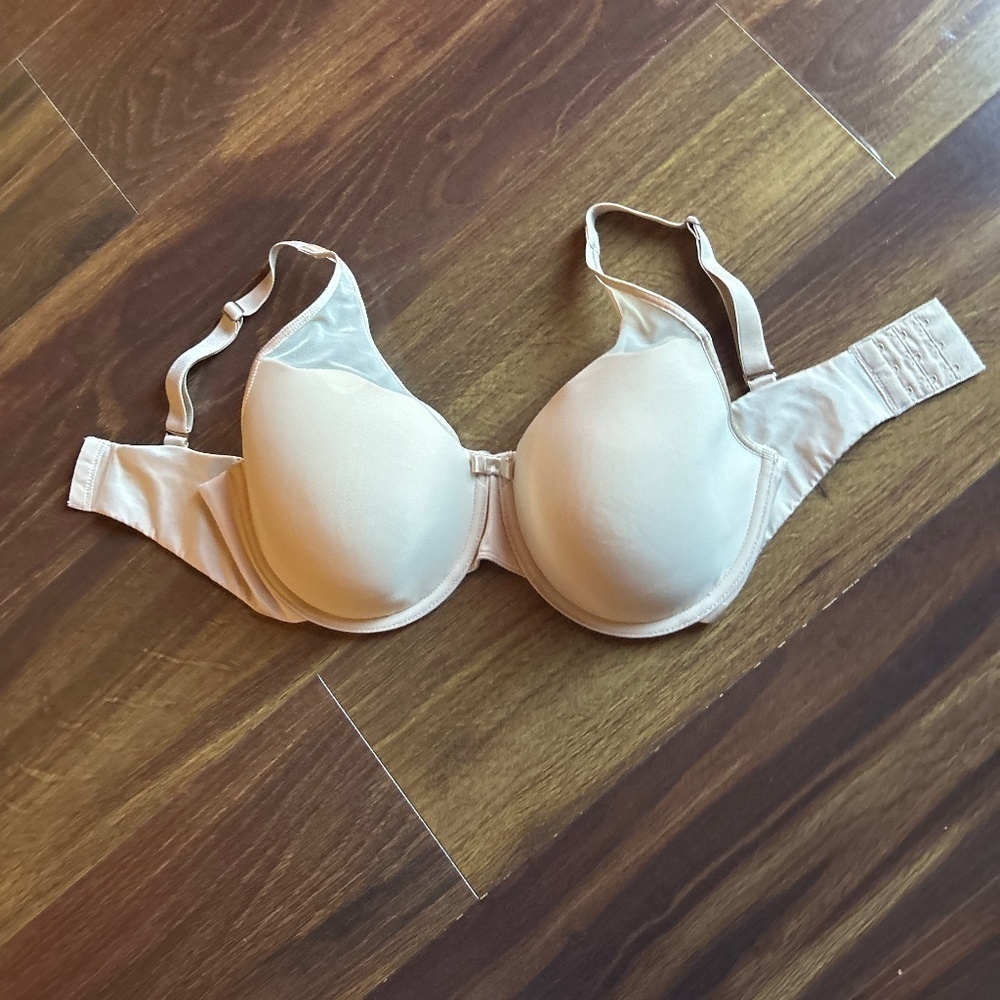BALI Underwire Nude Bra size 34DD